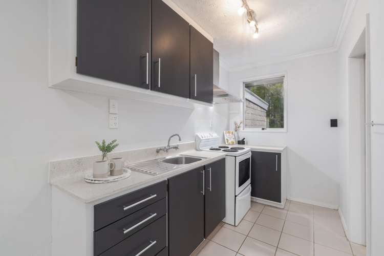 2 & 3/76 Ruskin Street_4
