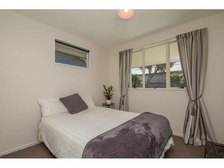 2/115 Yaldhurst Road Sockburn_6