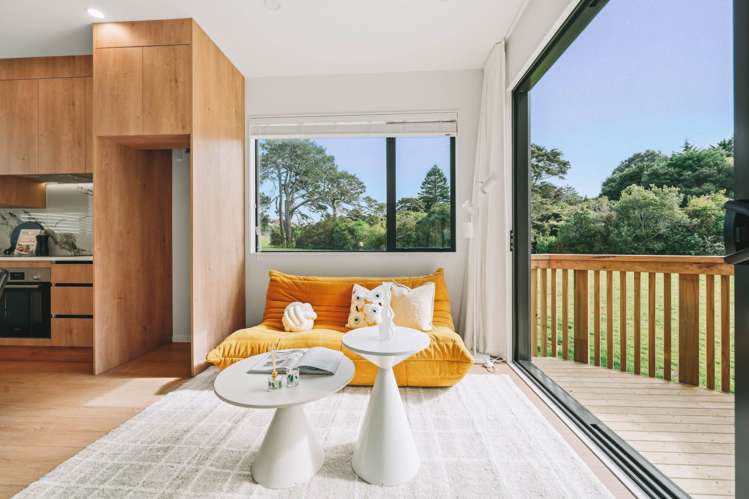 8-10 Lowtherhurst Road_4