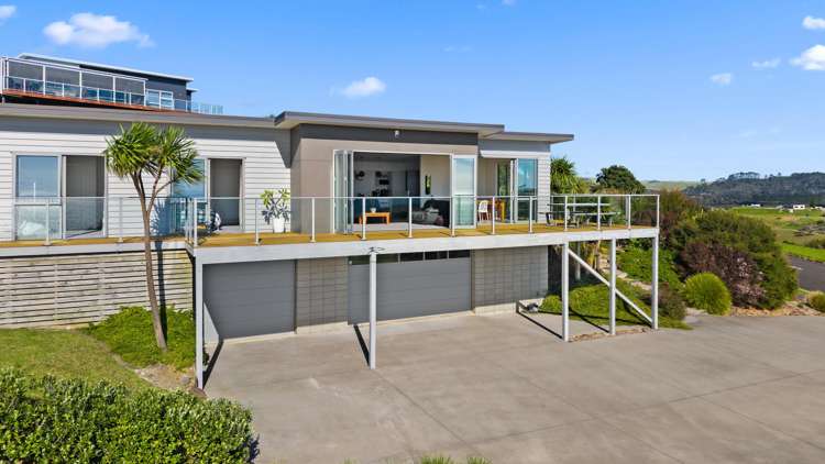 68 Stratford Drive Cable Bay_24