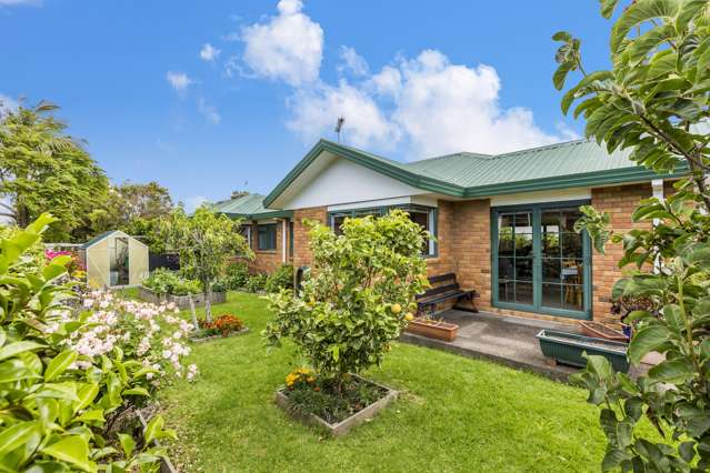 11a Doment Crescent Orewa_2