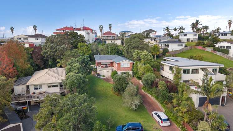 15 Pohutukawa Avenue Red Beach_1