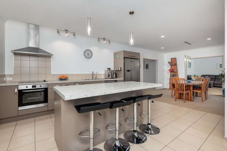 2 Crackerjack Crescent_5