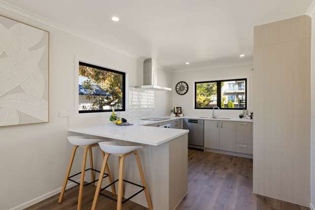 2, 3, 4/29 Palmerston Street Hamilton Central_2