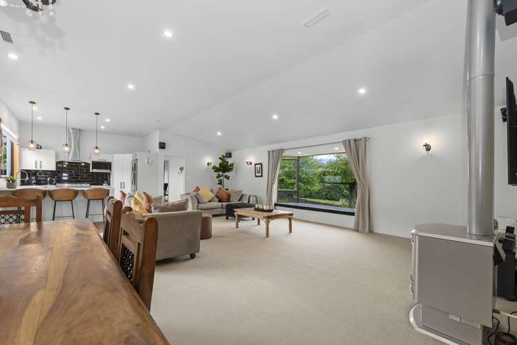 6 Paul Street Pukehangi_11