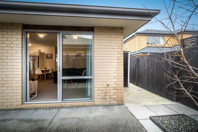 4/10 Collins Street Addington_12