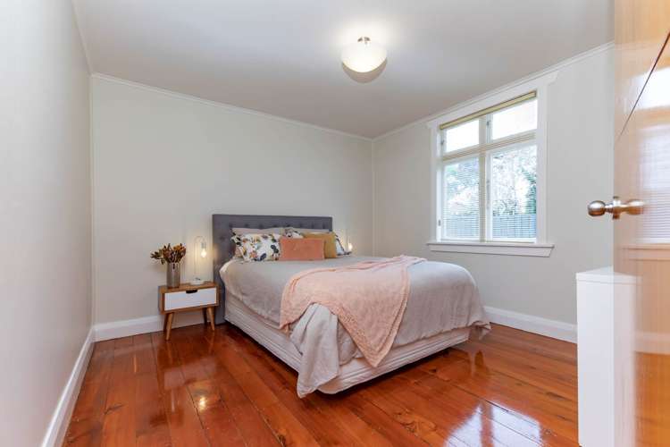 8 Wattle Street New Lynn_10