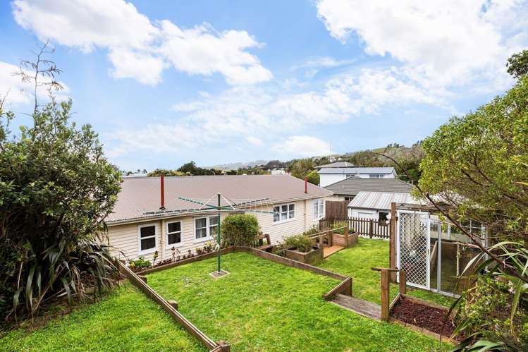 32 Horokiwi Road West Newlands_12