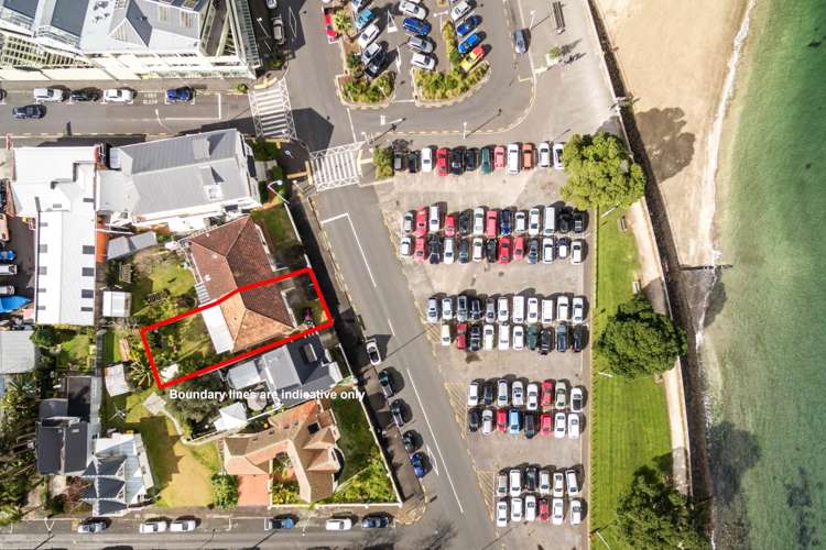 2/9 Queens Parade Devonport_24