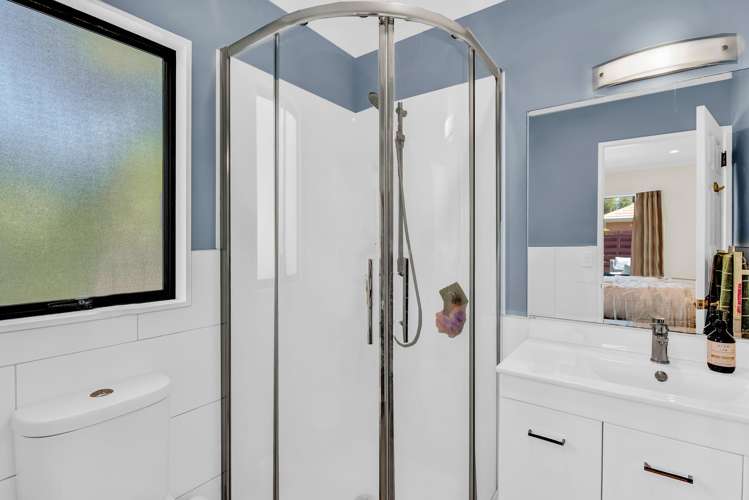 22 Cedar Drive Paraparaumu Beach_17