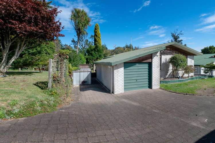 17B Peachgrove Terrace Hillcrest_17