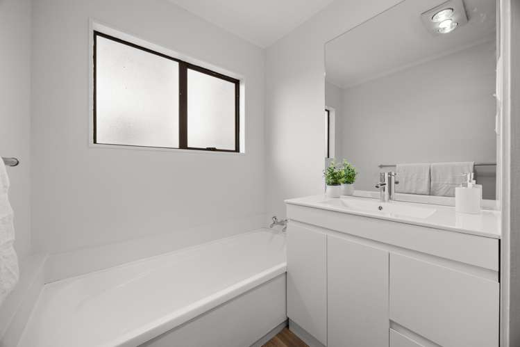 8B Latham Avenue Pakuranga_16