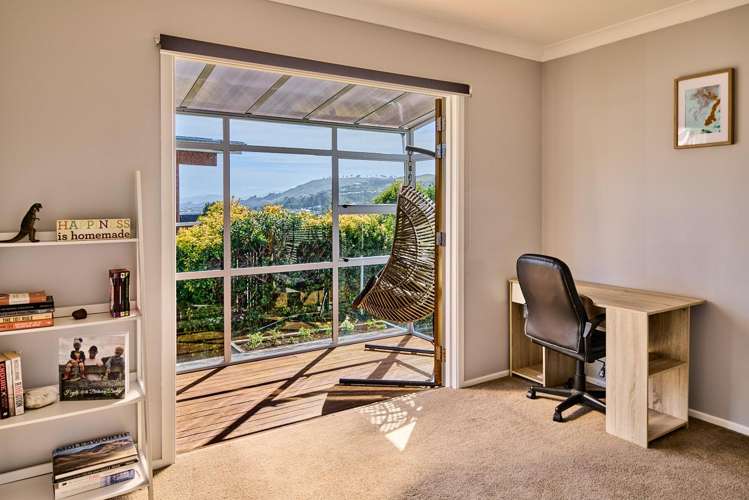 13 St Edmund Crescent Tawa_17