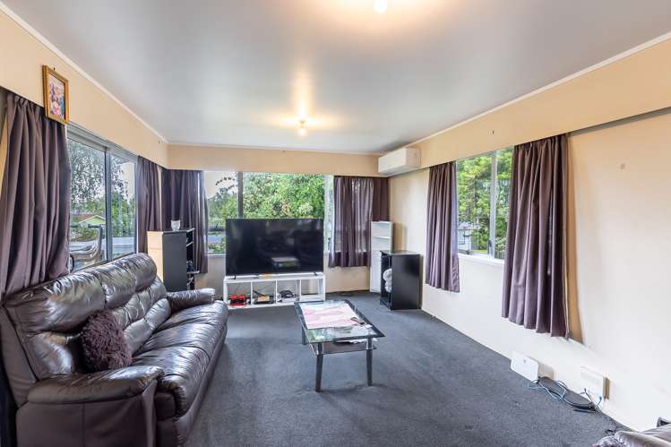 8 Norfolk Place Pukete_2