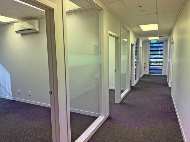 Grnd Floor Cnr/103 Tristram Hamilton Central_3