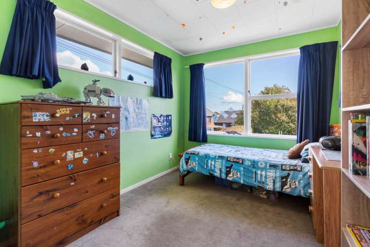 145 Chivalry Road Glenfield_15