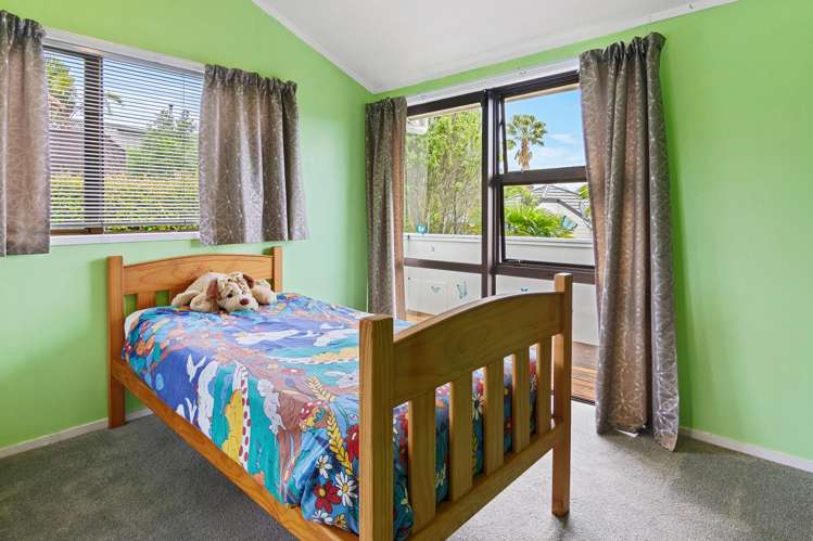 2/58 Glencoe Road Browns Bay_12