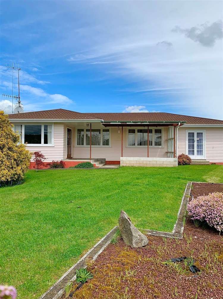 8 Jull Crescent Waipukurau and Surrounds_16