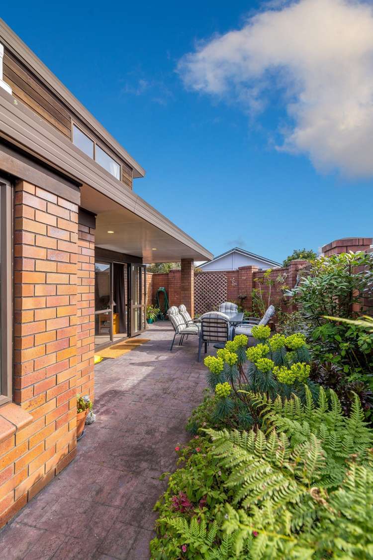 25b Beach Road Pahurehure_2