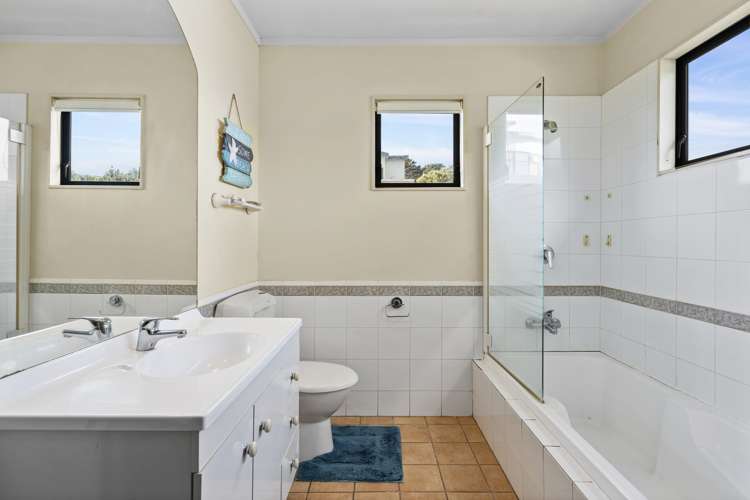 568g Adelaide Road Berhampore_12