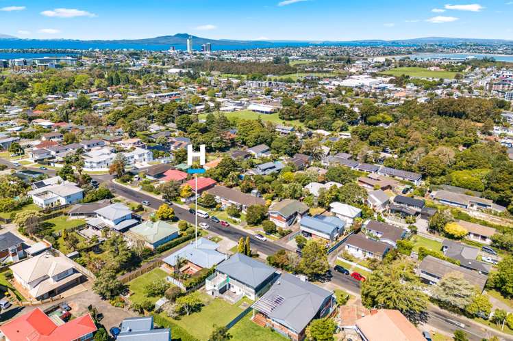 39 Holland Road Hillcrest_15