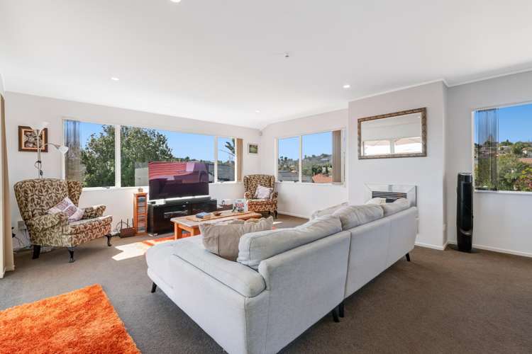 11 Azure Grove Unsworth Heights_24