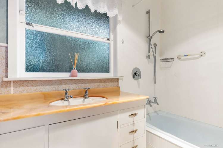 20 Routly Avenue Pukekohe_11