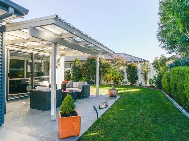 212 Frimley Oaks Frimley_17