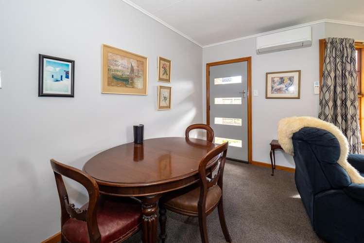 2/62 Alford Forest Road Allenton_9