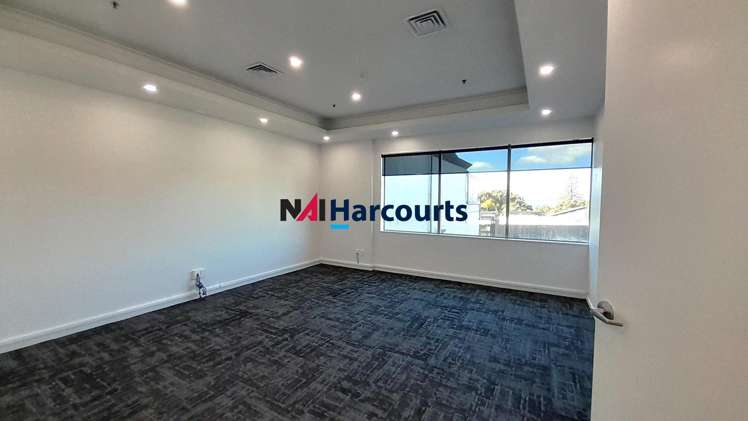 Office 2/61 Hurstmere Road Takapuna Industrial_5