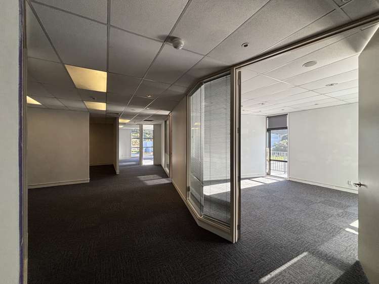 Unit 11, 2 Centennial Highway Ngauranga_5