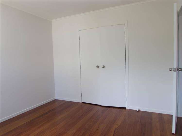 17 Blease Street New Lynn_9