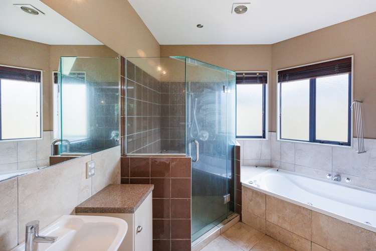 5 The Oaks Awapuni_15