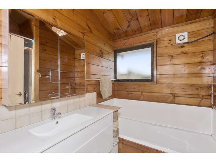 10 Galilee Avenue Red Hill_12