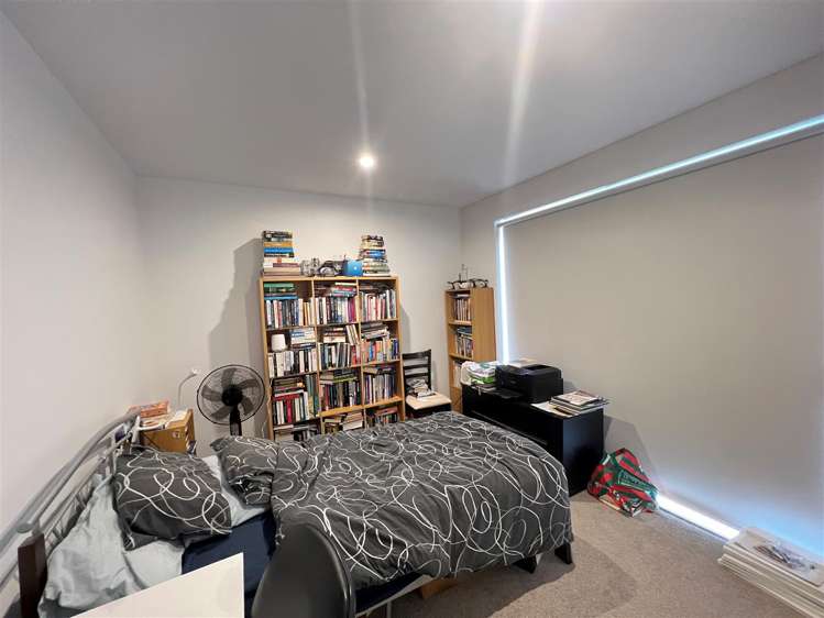 12 Kimiora Street Three Kings_9