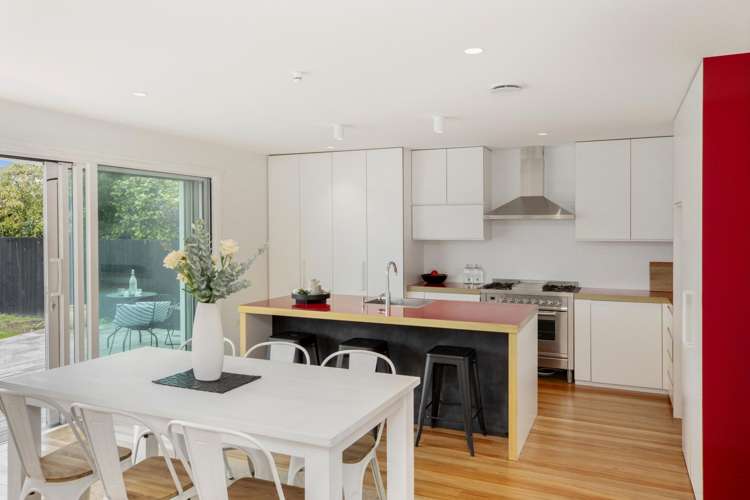 53 Birchfield Avenue Dallington_4