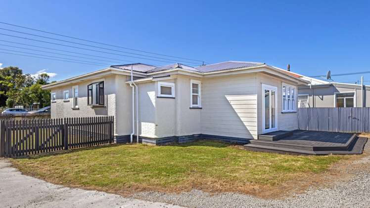 73 De Lautour Road Inner Kaiti_2