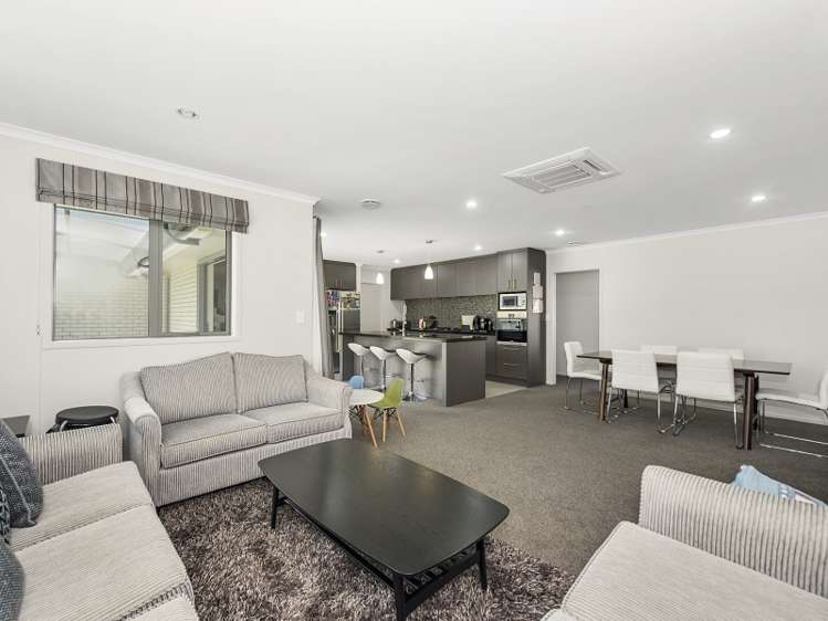 37 Moonlight Drive Rototuna North_17