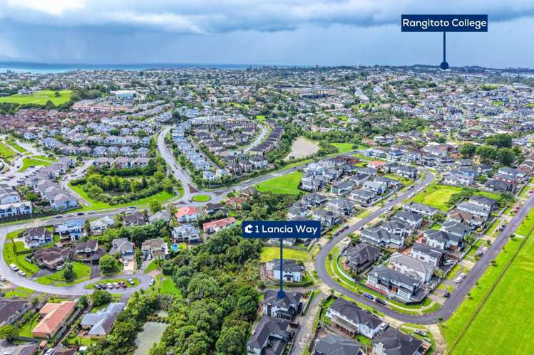 1 Lancia Way Oteha_28