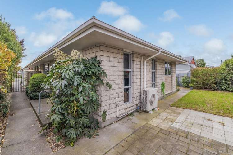 2 & 3/76 Ruskin Street Addington_15