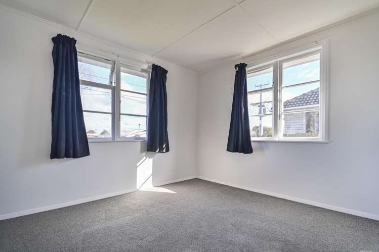 921 Bledisloe Street Raureka_8