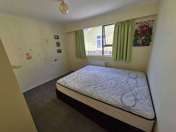 54 Oroua Street Eastbourne_9