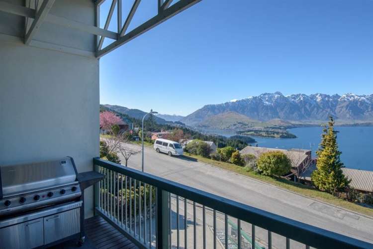 48a Greenstone Place Fernhill/Sunshine Bay_16