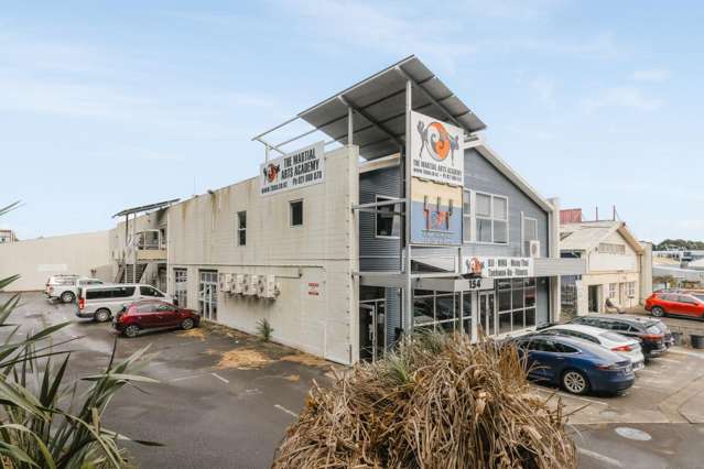 152-154 First Avenue Avenues_1