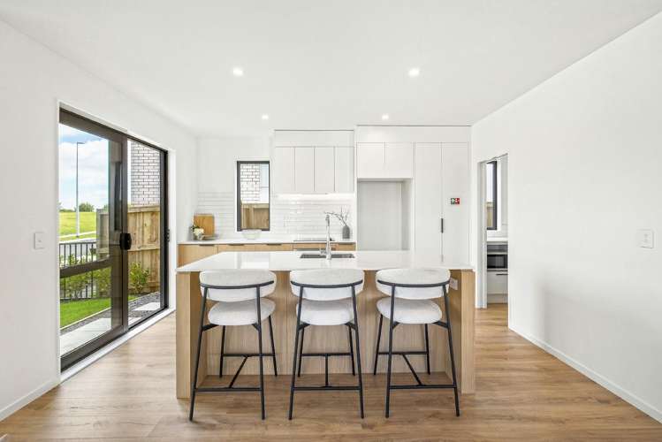 19 Karamu Street Flat Bush_9