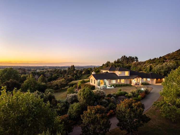 86 MacWhinney Drive_0