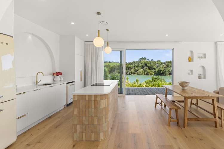 16 Rangitahi Road Raglan_3