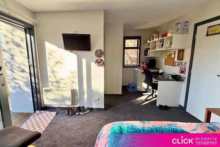 2/119A York Place 2202_4