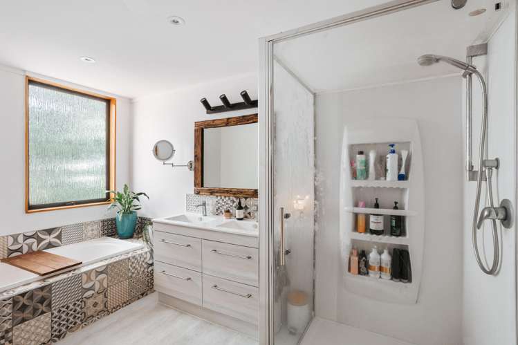 22 Apollo Street Otumoetai_21