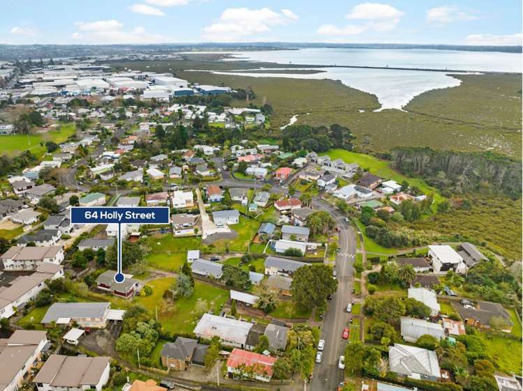 64 Holly Street Avondale_35